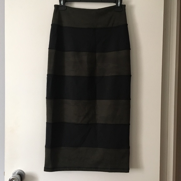 LULULEMON Yoga Over Olive Green + Black Striped Midi Skirt 6 - Picture 2 of 5